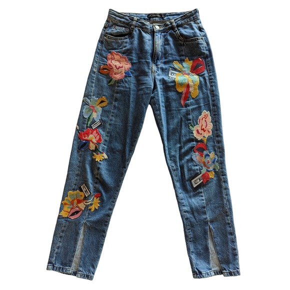 Zara Denim - NWOT ZARA Trafaluc Denimwear Floral Embroidered Patch Slit Jeans Size 4